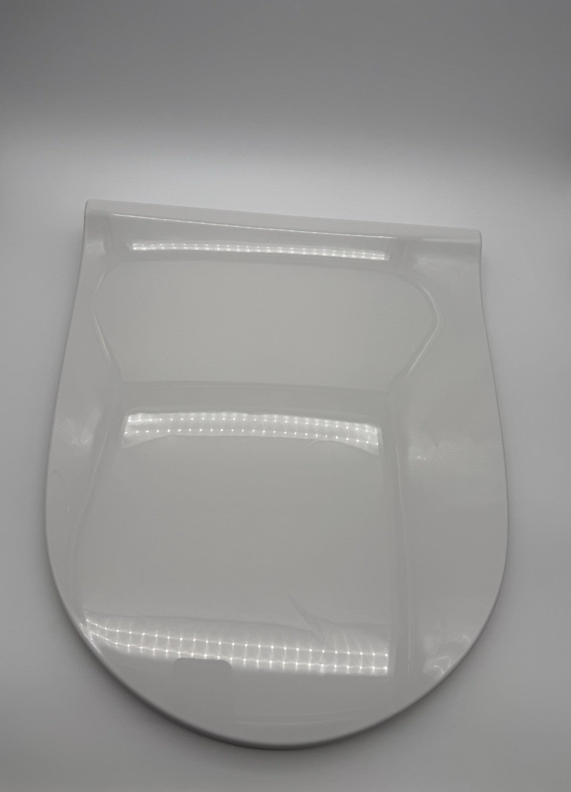 Curved Toilet Seat White Soft Close Plastic Universal Fit Bathroom D Shape