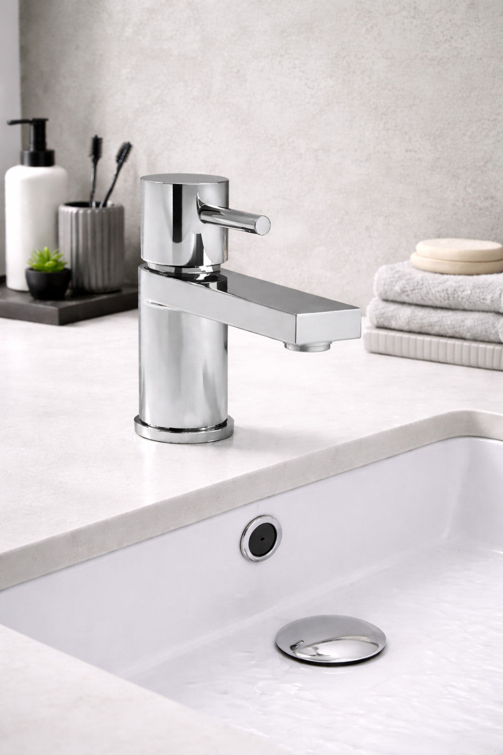 Basin Mixer Tap Chrome inc Waste Single Lever WRAS Bathroom Sink Brass