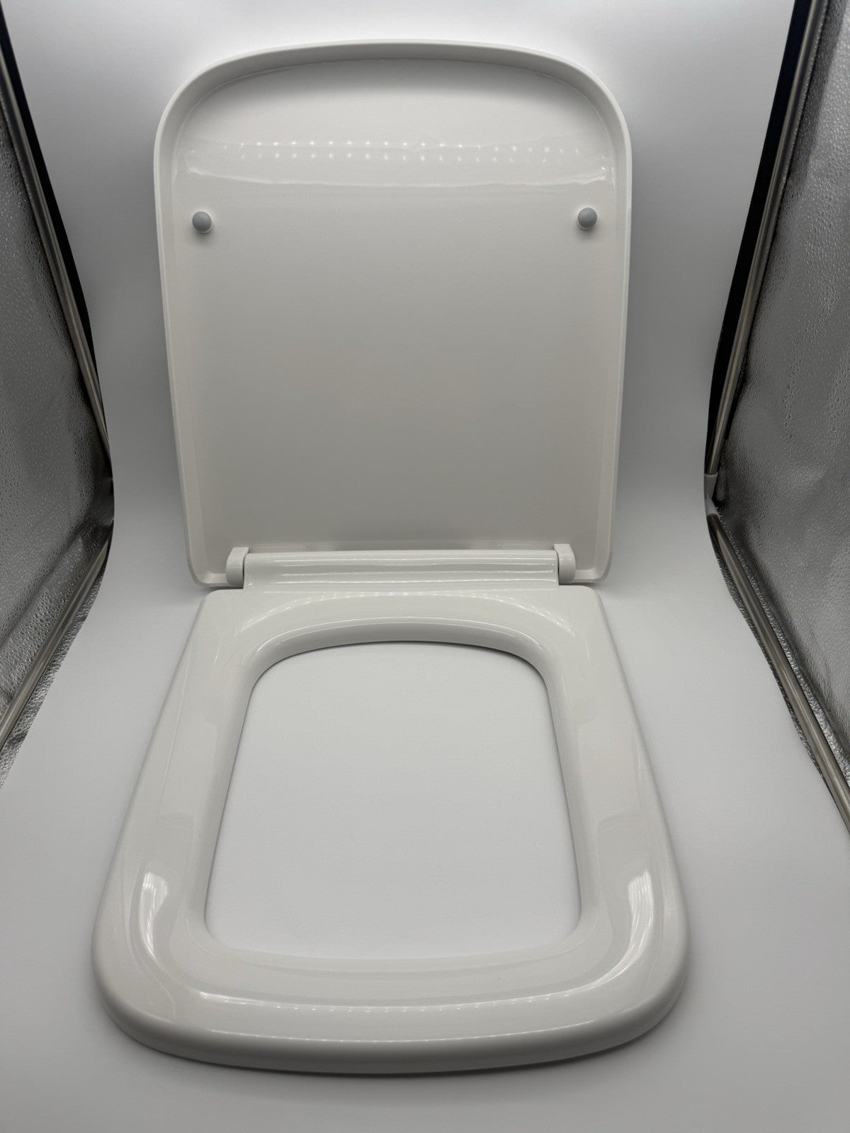 Square Toilet Seat White Soft Close Plastic Universal Fit Bathroom Cube Shape